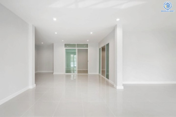 *****บ้านเดี่ยวมือสองย่านนนทบุรี ม.บุษราคัม กรีนวิลล์ ปิ่นเกล้า-วงแหวน #หลังมุม เนื้อที่กว้างขวางถึง 71 ตร.ว. ฟังก์ชัน 3 ห้องนอน 2 ห้องน้ำ 2 ที่จอดรถ บ้านตกแต่งใหม่ พร้อมเข้าอยู่ น่าอยู่อาศัย บนทำเลเดินทางสะดวก ใกล้เซ็นทรัลเวสต์เกต, ทางด่วน "กาญจนาภิเษก" และรถไฟฟ้าสายสีม่วง "สถานีตลาดบางใหญ่"